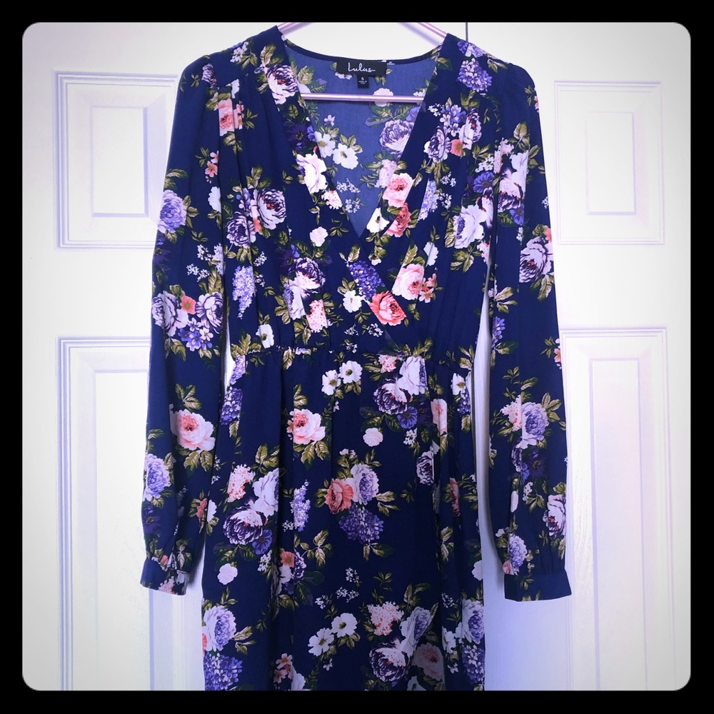 Lulu’s That's a Wrap Navy Blue Floral Print Dress